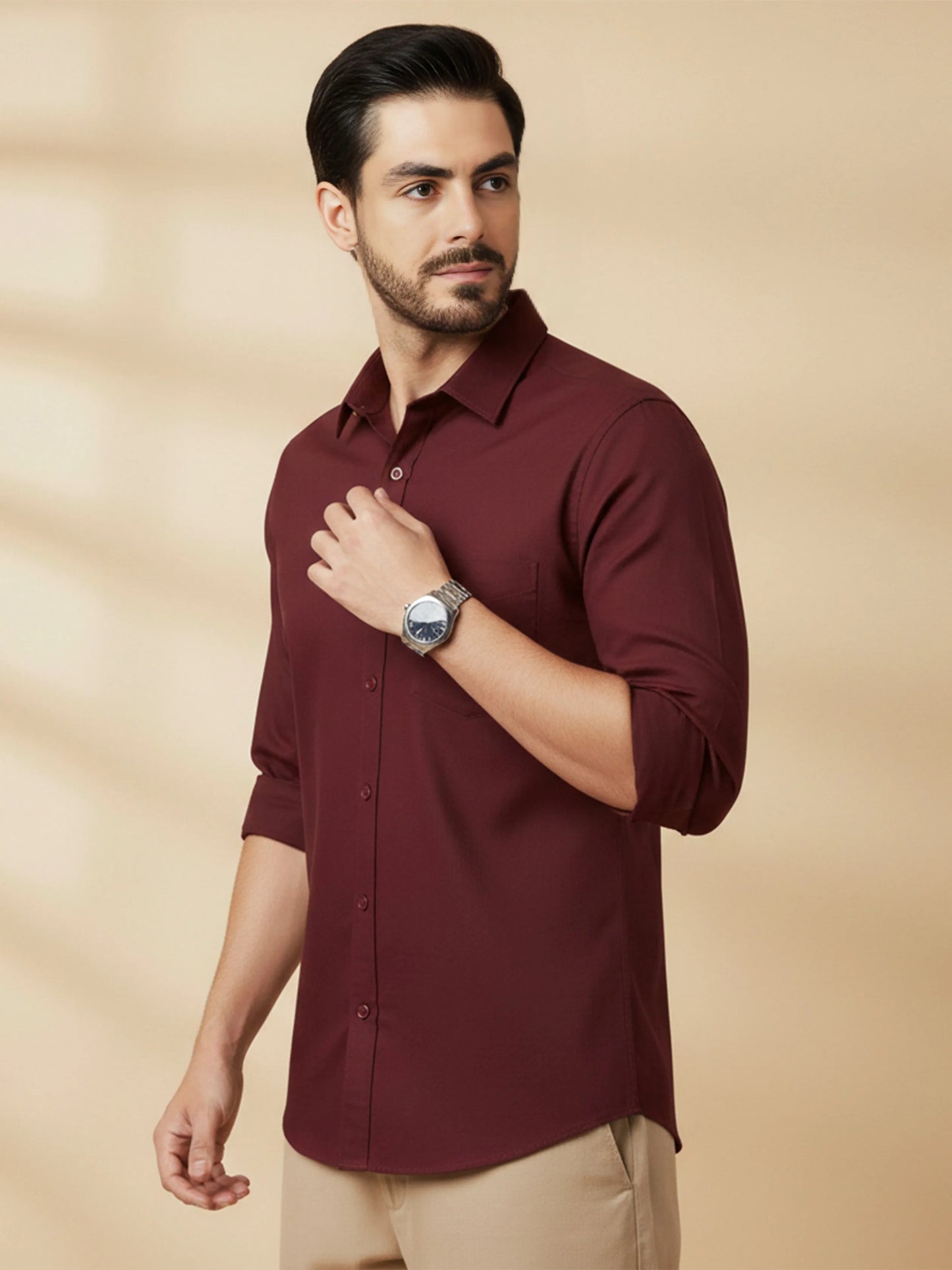 Maroon Cotton Blend Solid Casual Shirt